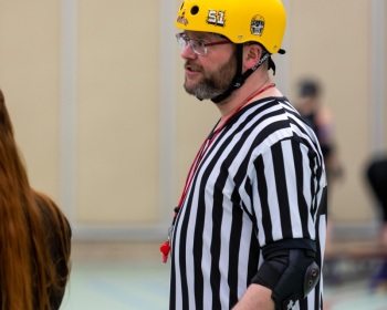 Thorsten-Lasrich-Arnhem-Fallen-Angels-Twente-vs-Mine-Monsters-Oberhausen-Zombie-Rollergirlz-8