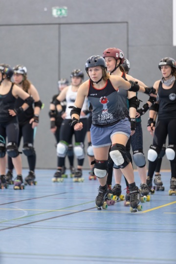Bootcamp Miracle Wips 2020 zu besuch bei den Zombi Rollergirlz in Münster