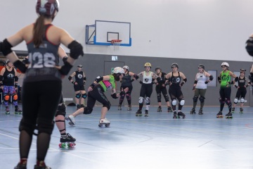 Bootcamp Miracle Wips 2020 zu besuch bei den Zombi Rollergirlz in Münster