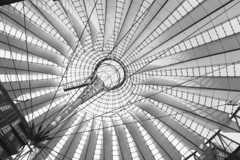 Dachkonstruktion des Sony Centers