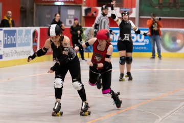 Thorsten-Lasrich-Ruhrpott-Rollergirls-vs-Sucker-Punch-Roller-Derby-100