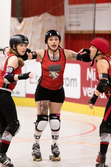 Thorsten-Lasrich-Ruhrpott-Rollergirls-vs-Sucker-Punch-Roller-Derby-118
