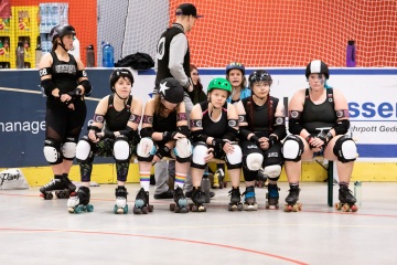 Thorsten-Lasrich-Ruhrpott-Rollergirls-vs-Sucker-Punch-Roller-Derby-135