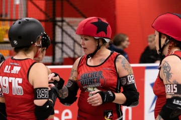 Thorsten-Lasrich-Ruhrpott-Rollergirls-vs-Sucker-Punch-Roller-Derby-143