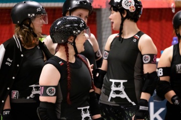 Thorsten-Lasrich-Ruhrpott-Rollergirls-vs-Sucker-Punch-Roller-Derby-146