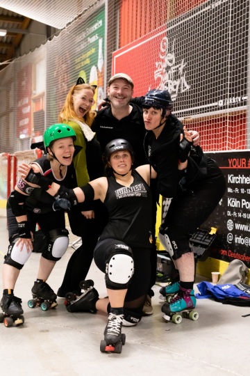 Thorsten-Lasrich-Ruhrpott-Rollergirls-vs-Sucker-Punch-Roller-Derby-152