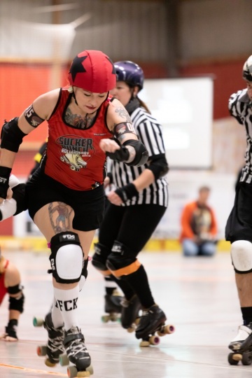 Thorsten-Lasrich-Ruhrpott-Rollergirls-vs-Sucker-Punch-Roller-Derby-16