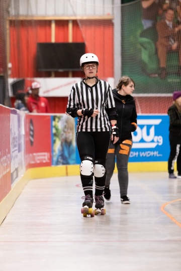 Thorsten-Lasrich-Ruhrpott-Rollergirls-vs-Sucker-Punch-Roller-Derby-19