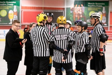 Thorsten-Lasrich-Ruhrpott-Rollergirls-vs-Sucker-Punch-Roller-Derby-39