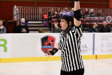 Thorsten-Lasrich-Ruhrpott-Rollergirls-vs-Sucker-Punch-Roller-Derby-47