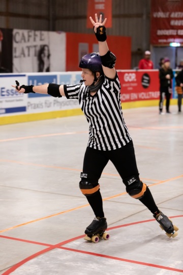 Thorsten-Lasrich-Ruhrpott-Rollergirls-vs-Sucker-Punch-Roller-Derby-50