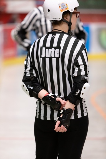 Thorsten-Lasrich-Ruhrpott-Rollergirls-vs-Sucker-Punch-Roller-Derby-55
