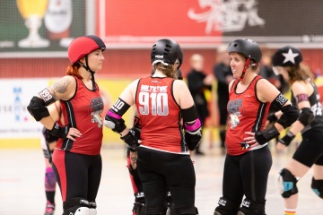 Thorsten-Lasrich-Ruhrpott-Rollergirls-vs-Sucker-Punch-Roller-Derby-64