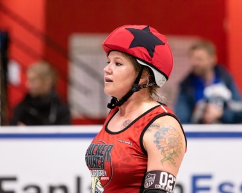 Thorsten-Lasrich-Ruhrpott-Rollergirls-vs-Sucker-Punch-Roller-Derby-114