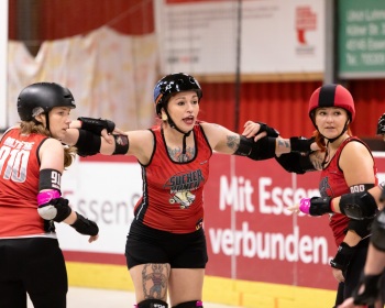 Thorsten-Lasrich-Ruhrpott-Rollergirls-vs-Sucker-Punch-Roller-Derby-119