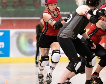 Thorsten-Lasrich-Ruhrpott-Rollergirls-vs-Sucker-Punch-Roller-Derby-13