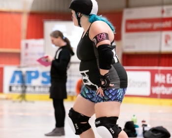 Thorsten-Lasrich-Ruhrpott-Rollergirls-vs-Sucker-Punch-Roller-Derby-18