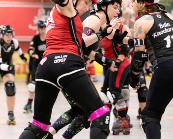 Thorsten-Lasrich-Ruhrpott-Rollergirls-vs-Sucker-Punch-Roller-Derby-22