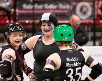 Thorsten-Lasrich-Ruhrpott-Rollergirls-vs-Sucker-Punch-Roller-Derby-37
