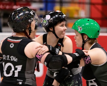 Thorsten-Lasrich-Ruhrpott-Rollergirls-vs-Sucker-Punch-Roller-Derby-45