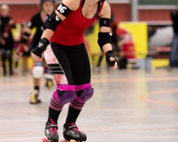 Thorsten-Lasrich-Ruhrpott-Rollergirls-vs-Sucker-Punch-Roller-Derby-58