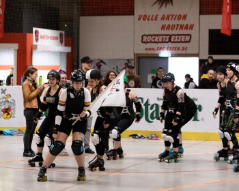 Thorsten-Lasrich-Ruhrpott-Rollergirls-vs-Sucker-Punch-Roller-Derby-6