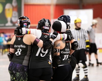 Thorsten-Lasrich-Ruhrpott-Rollergirls-vs-Sucker-Punch-Roller-Derby-63