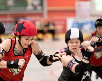 Thorsten-Lasrich-Ruhrpott-Rollergirls-vs-Sucker-Punch-Roller-Derby-66