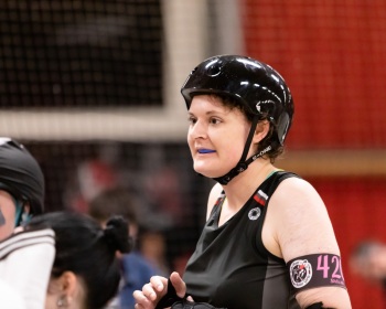 Thorsten-Lasrich-Ruhrpott-Rollergirls-vs-Sucker-Punch-Roller-Derby-79