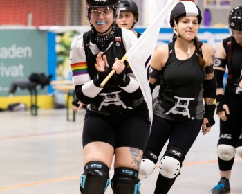 Thorsten-Lasrich-Ruhrpott-Rollergirls-vs-Sucker-Punch-Roller-Derby-8